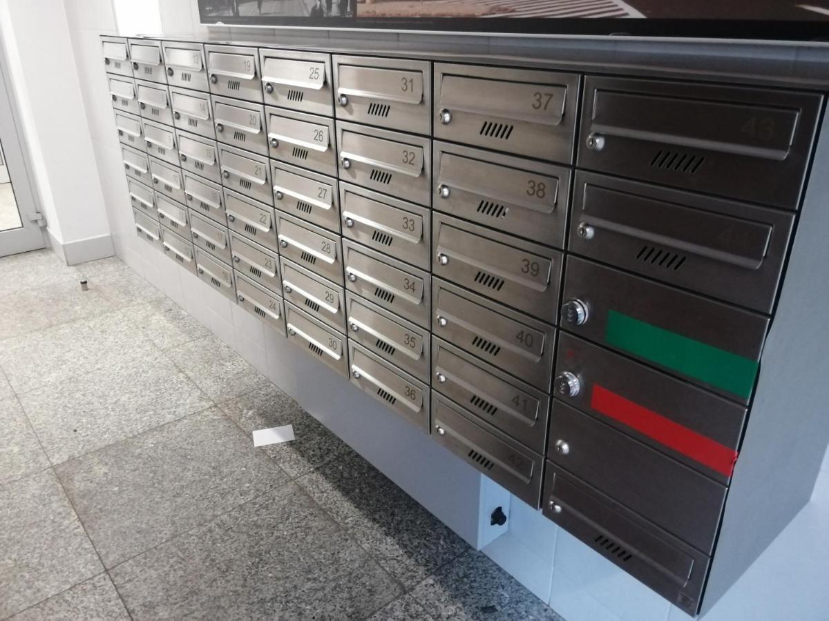 Apartamenty Metro Mlociny Varşovia Exterior foto