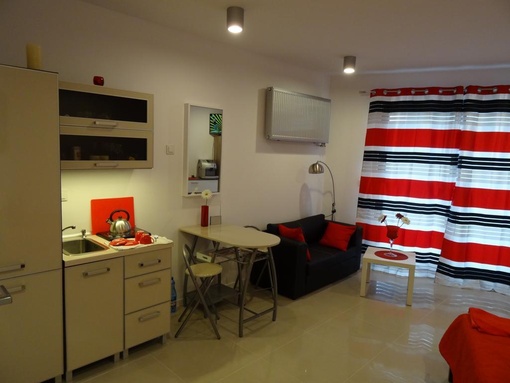 Apartamenty Metro Mlociny Varşovia Cameră foto