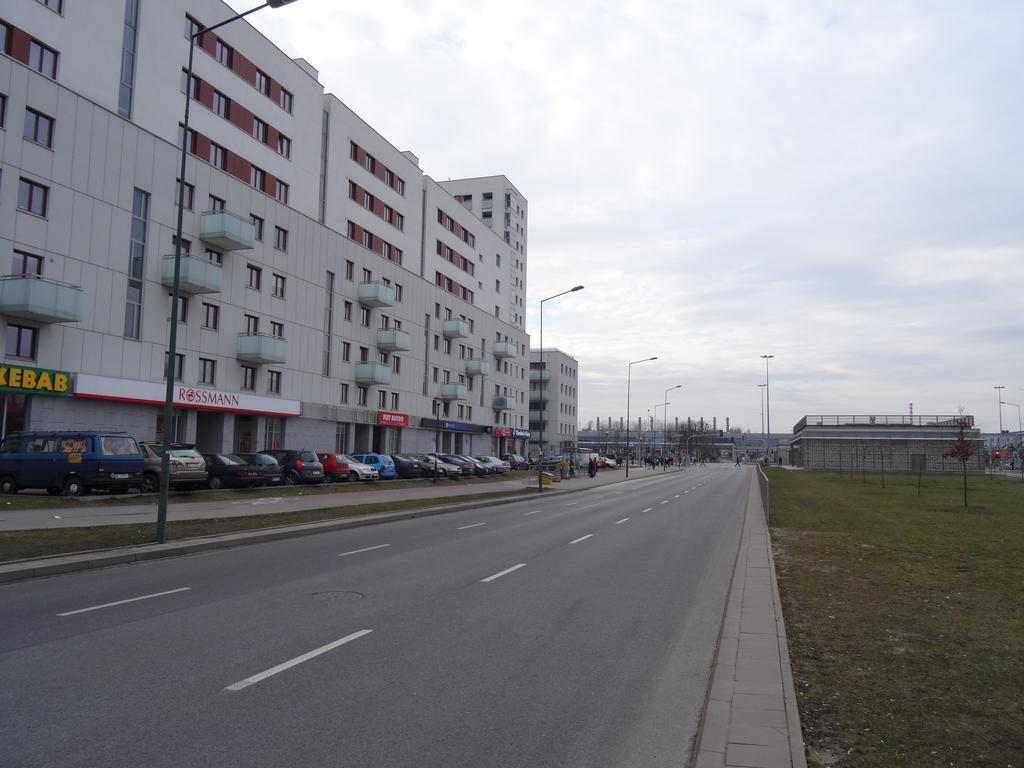 Apartamenty Metro Mlociny Varşovia Cameră foto